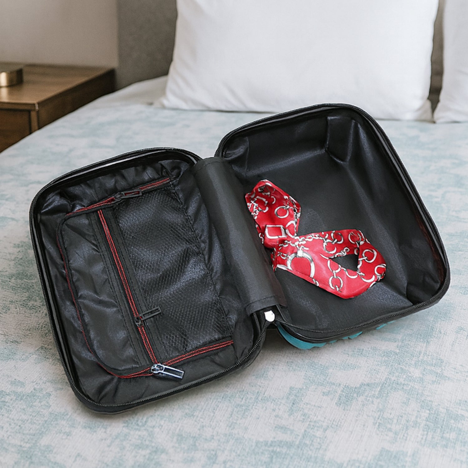 4-in-1 Luggage Set  Durable And Stylish Hard Shell Suitcase Set